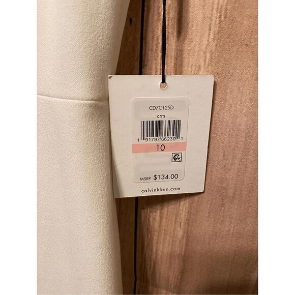 Calvin Klein size 10 NWT White Sleeveless Round Neck Back Zip Sheath Dress - Picture 4 of 13